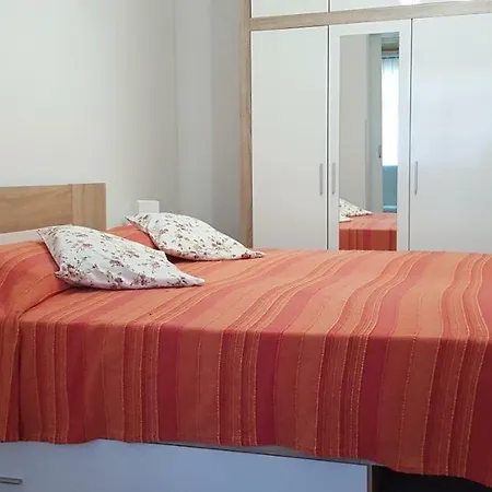 Clara 2 Apartman